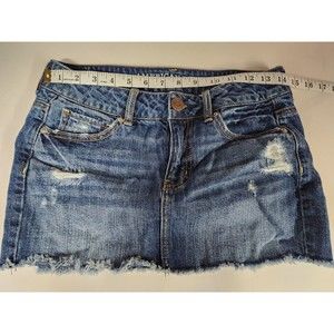American Eagle Mini Jean Skirt Womens Size 2 31x11 Distressed Destroyed